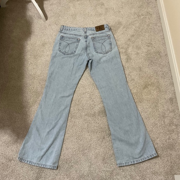 Calvin Klein flare leg vintage light wash jeans size 5 inseam 30 - Picture 6 of 7